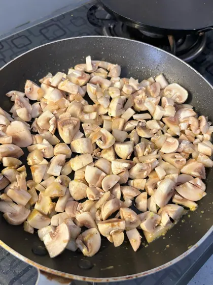 My recipe for low-calorie creamy mushroom chicken that uses Greek yogurt instead of heavy cream. It's a perfect example of how you can enjoy rich, comforting food while staying on track with your fat loss and protein goals.