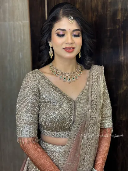 A gallery showcasing the wide variety of reception, party, and modern glam looks I can create for any special occasion.