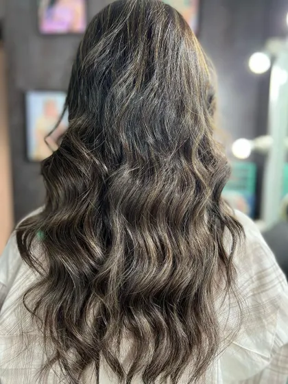 A final shot of the ash blonde highlights, looking effortlessly chic.