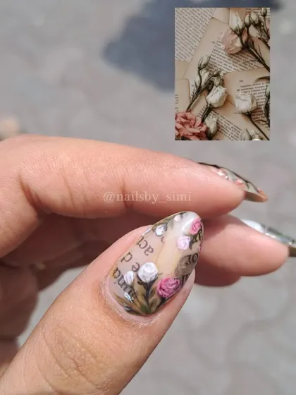 This is why I love what I do. Being able to create tiny, detailed art like this vintage-inspired floral nail brings me so much joy.