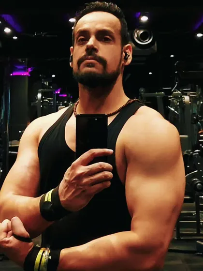 You will not always be motivated, so you must learn to be disciplined. I help you build the habits and discipline that will carry you through when motivation fades.