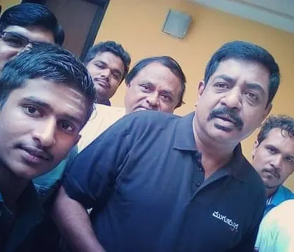 A memorable moment with the brilliant director and 'Vikata Kavi', Yograj Bhat sir, when he came to Hubballi for his 'Mugulu Nage' film promotion.