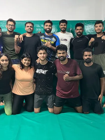 The full squad from our Thursday night Jiu-Jitsu class. A great mix of men and women, all focused on improving.