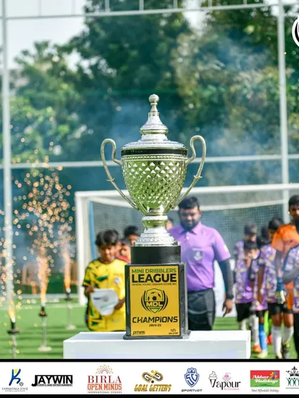 The championship trophy on display before the U13 MDL Final.