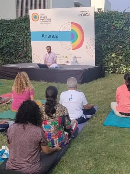 Leading an experiential yoga session at the Mysuru Yoga Utsava, organized by Indica Yoga. It was a wonderful celebration of yoga, bringing together teachers and practitioners from around the world.