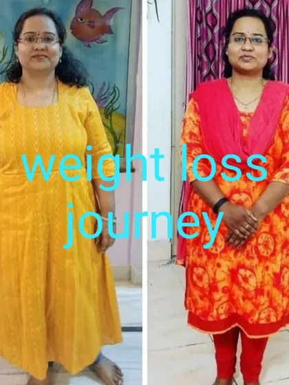 This before and after photo captures a student's successful weight loss journey with us. Her progress is a result of regular participation in our online classes, where we focus on building strength, boosting metabolism, and fostering a positive mindset.