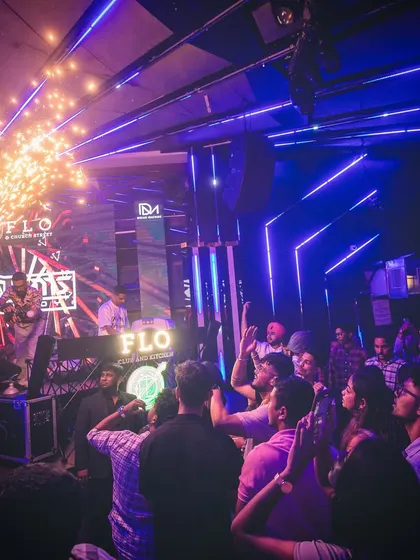 The perfect fusion of light and sound at FLO. The sparklers go off right on cue, adding a touch of fire to the electric blue atmosphere and highlighting the energy of the crowd.