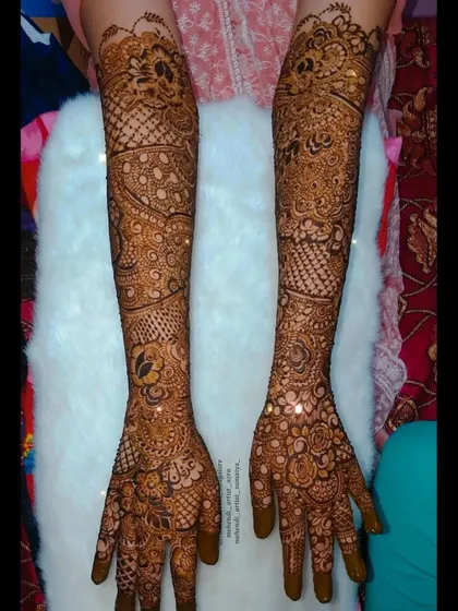 The same stunning bridal design, captured with glitter to show how it can be embellished for the wedding day.
