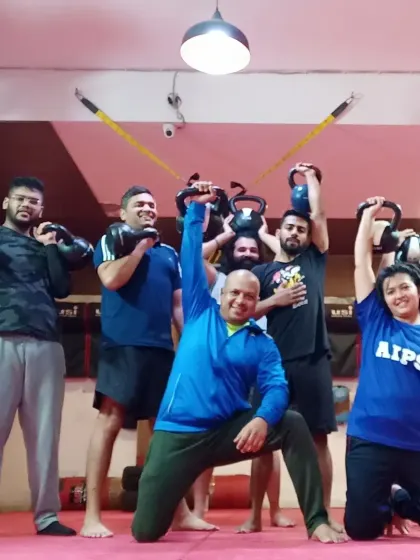 We are the Dynamic Squad. We train as a team, pushing each other to lift heavier, train harder, and become stronger together. This is our community, built on discipline and shared goals.