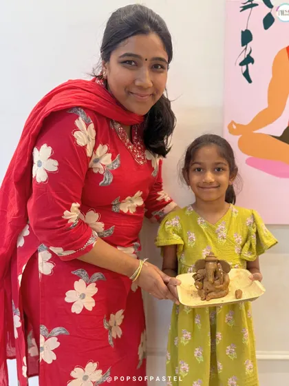 More mother-daughter bonding over art. It's so rewarding to see families creating side-by-side in our welcoming studio space.