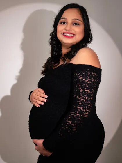 A spotlight moment for a deserving mom. Using creative lighting techniques, I can craft portraits that are unique and have a high-fashion, editorial feel.