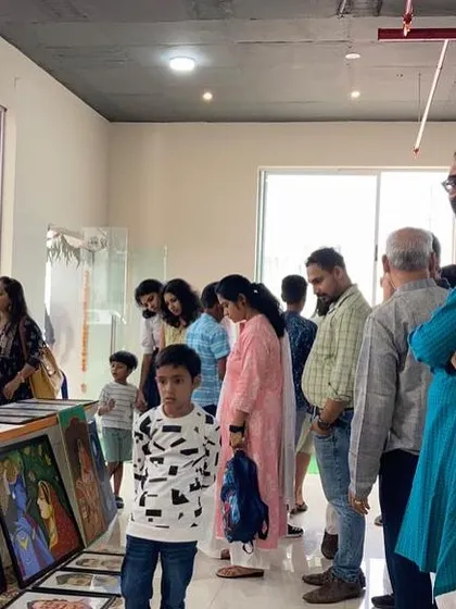A candid shot of me enjoying the response at the clubhouse exhibition.