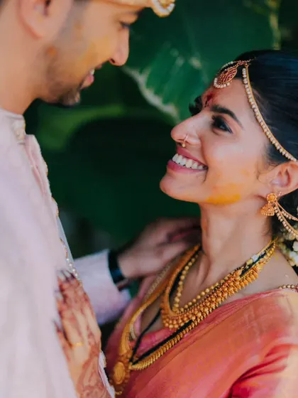 A duplicate of the candid smiling portrait.