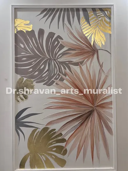 A royal paradise. This piece is a hybrid of 3D piping and gold foil painting, featuring a variety of tropical leaves in a sophisticated color palette. It’s framed like a traditional painting but has a modern, textural twist.