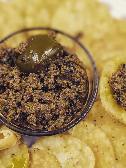 A closer look at my classic Aam ka Achaar, with its rich texture and deep flavours. The leftover masala from this pickle is incredibly versatile and can be used to spice up potato fillings or parathas.