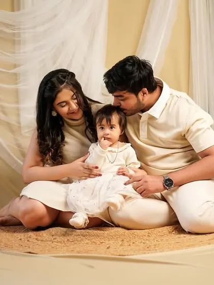A tender moment from a family session in our boho studio setup. The soft, neutral tones, natural textures, and gentle interactions come together to create a warm and timeless portrait.