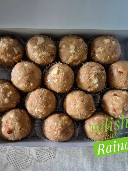 My Gond Laddoos are a traditional favorite, especially for new mothers and during winter. Made with whole wheat flour, pure ghee, edible gum (gond), and almonds, they are warming, strengthening, and can be customized with sugar or jaggery.