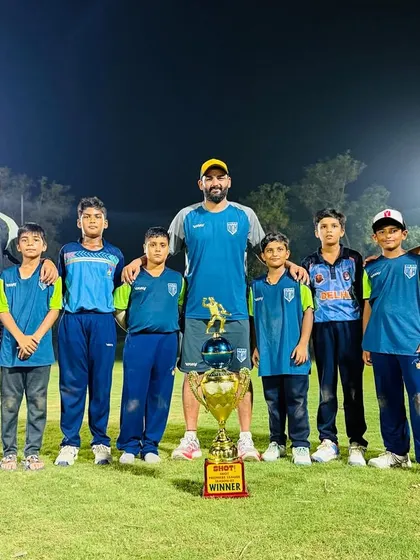 Another shot of the winning team. The smiles on their faces say it all.