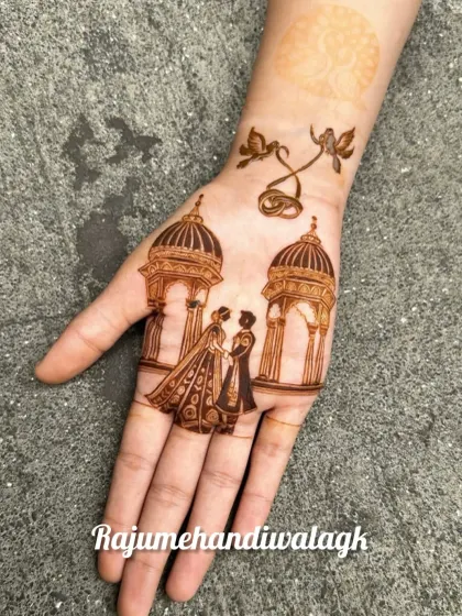 A simple and sweet Karwachauth design showing a couple exchanging garlands. It captures the essence of the festival, which is all about celebrating the bond of love.