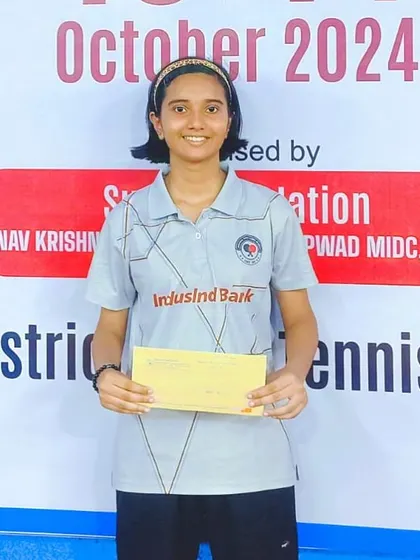 Anvi Thorat with her prize after a remarkable performance to secure her first state-level silver medal in the Under-17 Girls event at the State Ranking Tournament in Sangli.