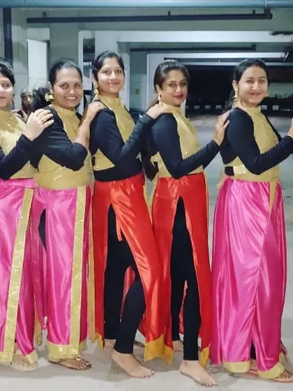 This amazing group of ladies is all set for their Ganesh Chaturthi performance. I designed a routine that was elegant and coordinated, and they absolutely nailed it.