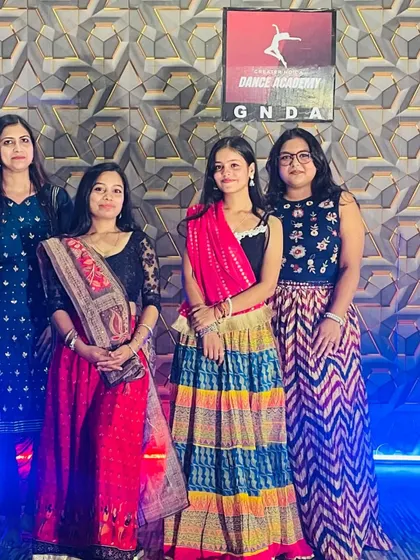 Our students dressed up in beautiful traditional outfits for a Navratri special class.
