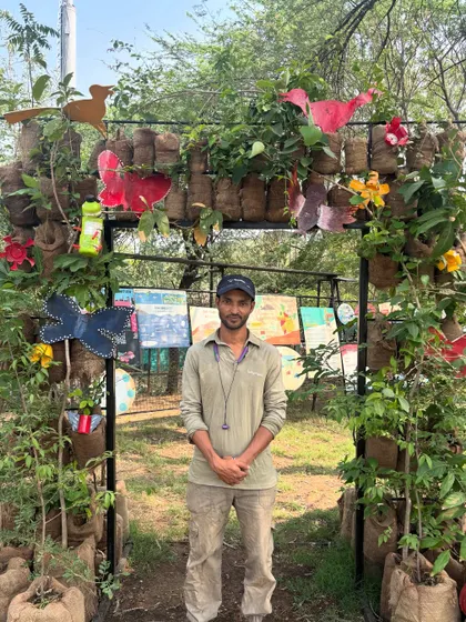 Meet Safilkool, our everyday eco-hero at the Samadhaan Hub. He guides 40-50 citizens daily, ensuring all dry waste is properly segregated for our recycling partners.