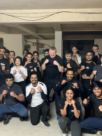 We love hosting international instructors. Here, Peter, a KMG G4 Instructor from Finland, leads a self-defense class for our students in Khar, Mumbai.
