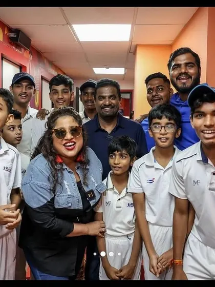 An incredible day for my students, meeting the legendary Muttiah Muralitharan at the Red FM radio station. Providing these unique opportunities to learn from the best is a key part of the experience at my academy.