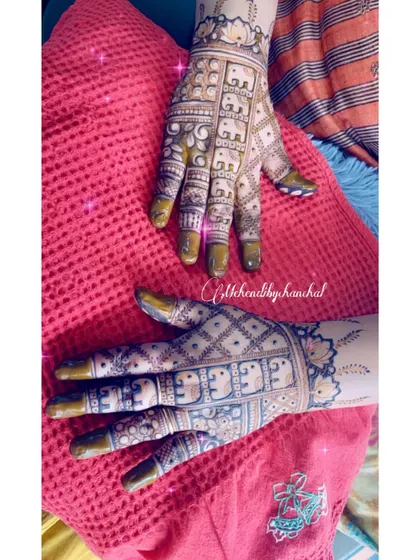 A fun design with rows of elephants, a great choice for someone who loves traditional motifs.