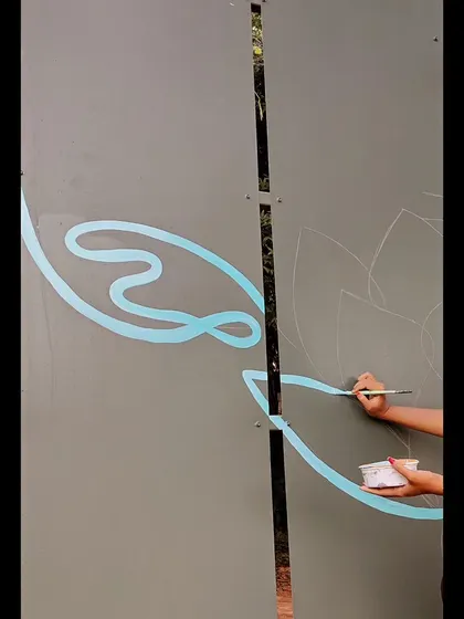 A duplicate of image 49, capturing the start of a new mural project.