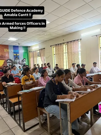 A mixed batch of boys and girls preparing for the armed forces. We provide equal opportunity and the best training to every aspirant who walks through our doors.
