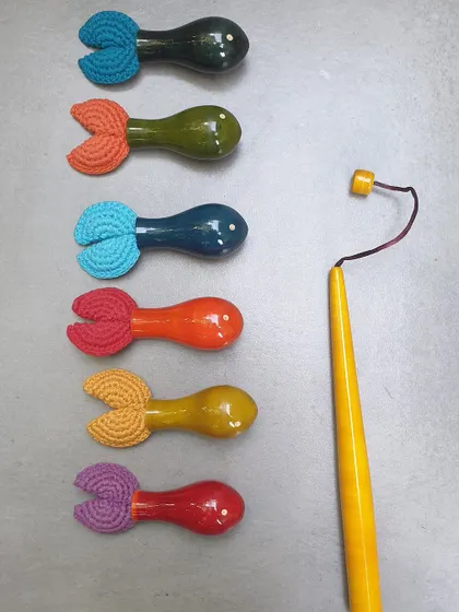 A glimpse of the components for our Fishy Wishy game, a collaboration with Monami Foundation. The crochet details on the fish tails complement the sleek, glossy Channapatna design, highlighting the fusion of two beautiful crafts.