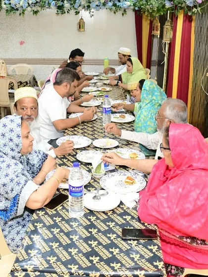 Families from the Bohra community enjoying a meal together in our decorated banquet hall.