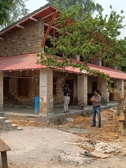 **Haat Market, Shyamlatal:** The market includes a covered verandah, a common feature in local architecture, which provides a shaded, semi-open space for interaction and display.