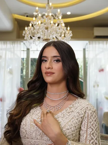 A confident and chic portrait that embodies modern bridal beauty.