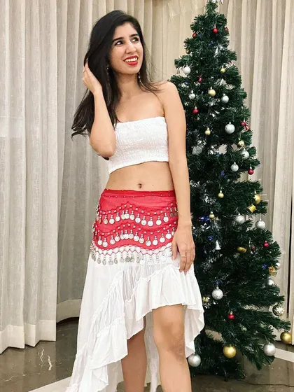 Just having fun during a rushed but successful Christmas photoshoot.