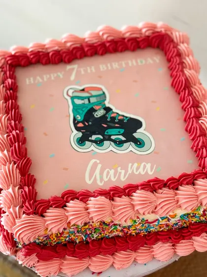 This cake combines a fun theme with a modern design technique.