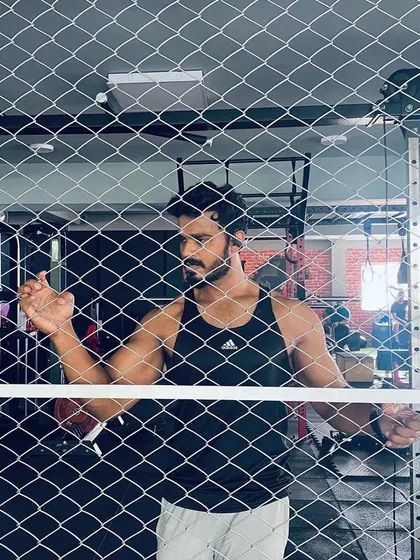 Sore is the most satisfying pain. A moment of focus at the gym. This is my sanctuary, and I make it a productive and motivating space for all my clients.