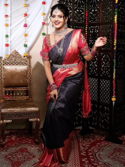 This model looks so elegant in a dark saree and a sparkling CZ set. The contrast makes the jewellery pop, creating a very sophisticated look.