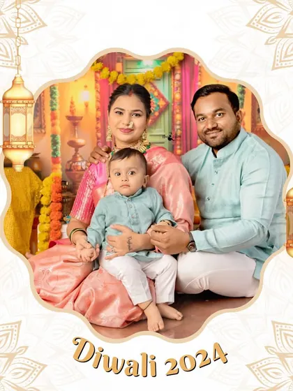 The complete family, happy and together for Diwali. These portraits are a wonderful way to mark the occasion and create a lasting memory.