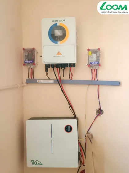 This 3.5kW solar system in Etmadpur, Agra, is paired with a 5kWh CAML battery and inverter. It's a perfect starter system for a small family looking for 24/7 power and lower bills.