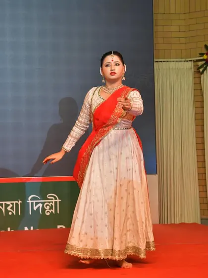 A solo moment from the 'Sonar Bangla' production. This piece featured a mix of Bharatanatyam and Kathak to fully express the diverse cultural fabric of Bengal.