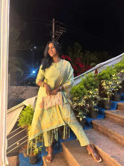 A festive look for an evening event. I can help you style your outfits to match the theme and vibe of your performance.