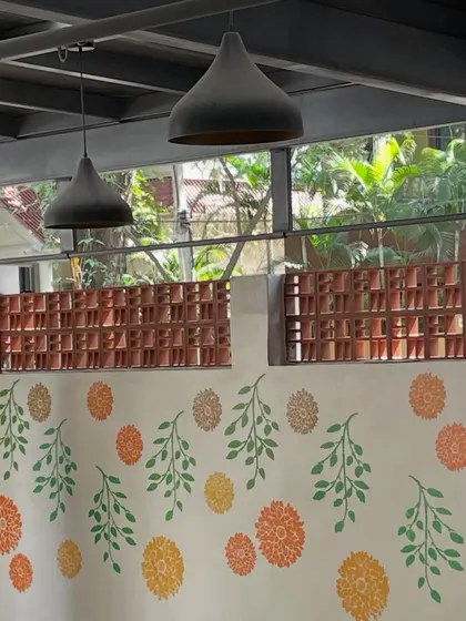 The studio is all set for visitors. The open and airy space is perfect for hosting workshops or simply for you to drop by and discuss your embroidery projects.