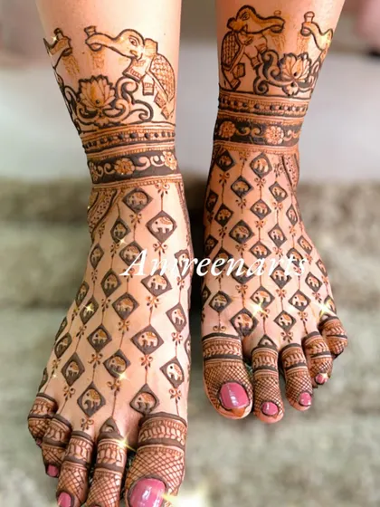 A playful and intricate design, with a diamond-grid pattern filled with tiny elephants, and larger elephants on the anklets.