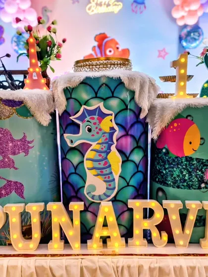 A close-up of the custom pedestals for the underwater theme.