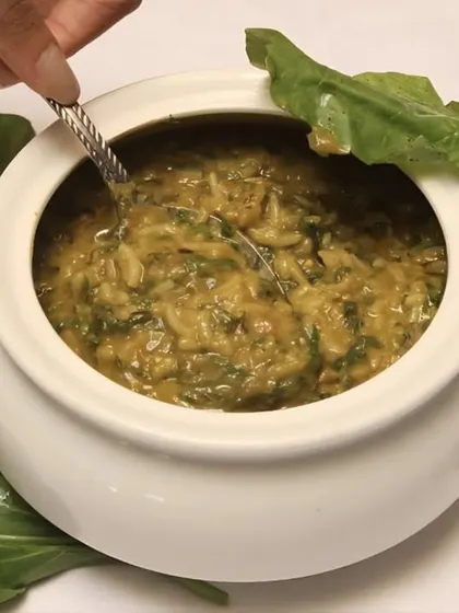 Whether you’re here for a quiet solo lunch or a lively dinner with friends, a comforting bowl of Palak Khichdi is always a good idea.