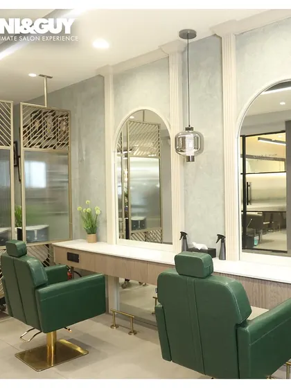 The serene green and white color palette of our new GK-1 salon creates a relaxing and upscale atmosphere for your hair and beauty treatments.