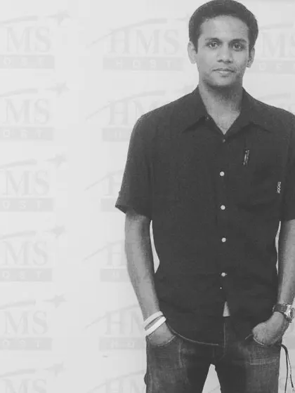 A duplicate throwback photo.